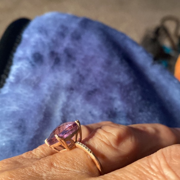 Effy amethyst & diamond ring. - Picture 2 of 5